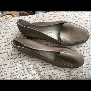 New pewter flats